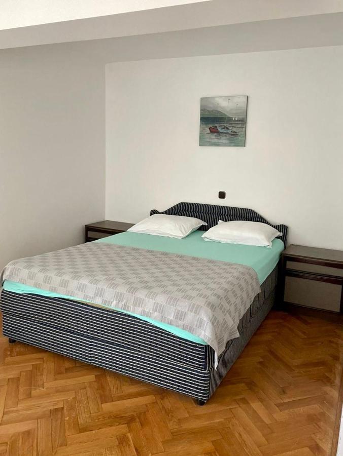 Apartament Julija 1 Igalo Zewnętrze zdjęcie