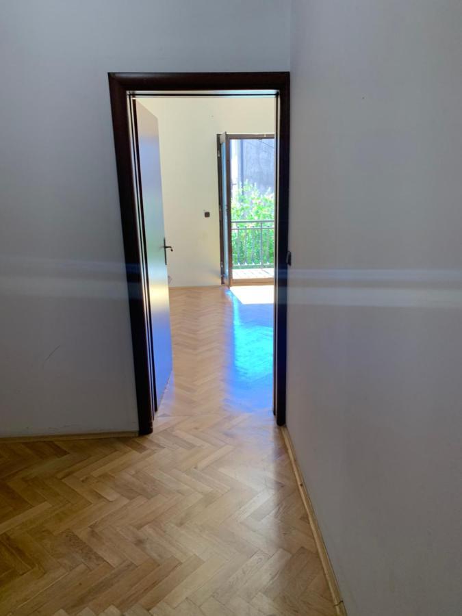 Apartament Julija 1 Igalo Zewnętrze zdjęcie