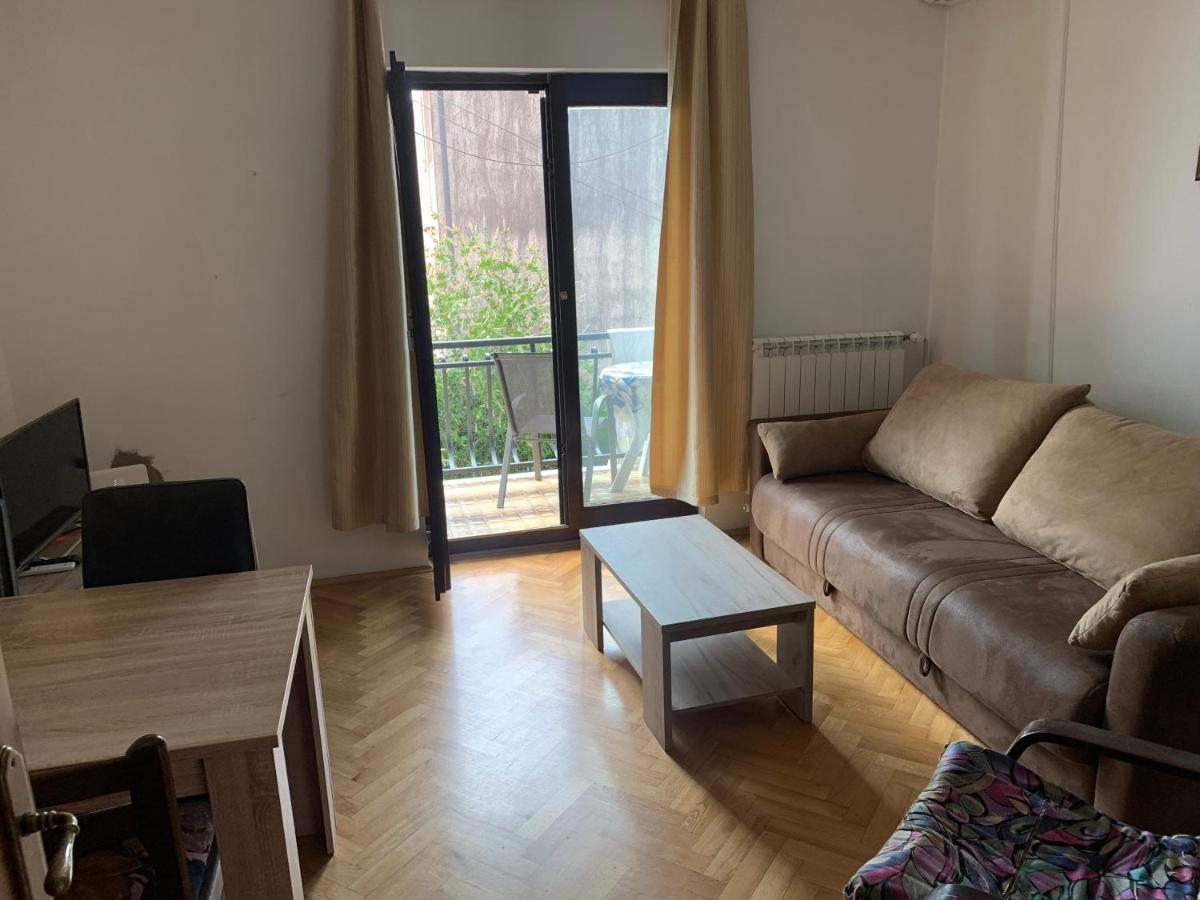 Apartament Julija 1 Igalo Zewnętrze zdjęcie