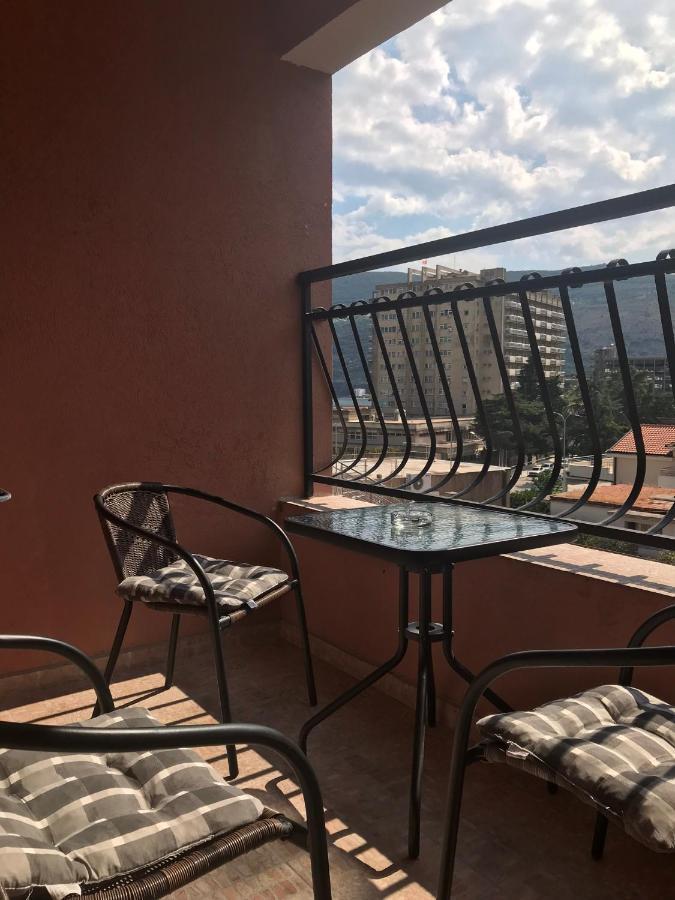 Apartament Julija 1 Igalo Zewnętrze zdjęcie